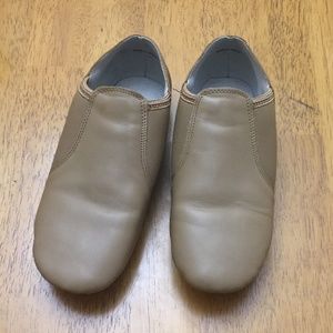 Barely used girls jazz shoes - size 4.5